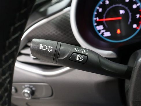 Used 2023 Chevrolet Malibu RS image 35