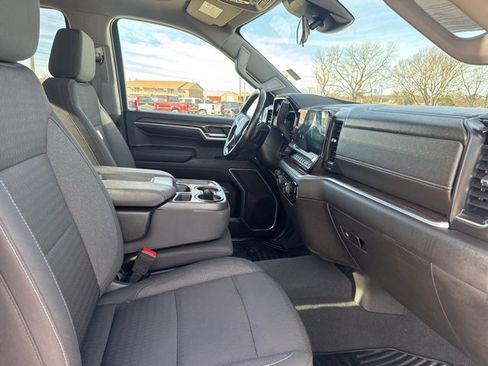 Used 2022 Chevrolet Silverado 1500 RST image 21