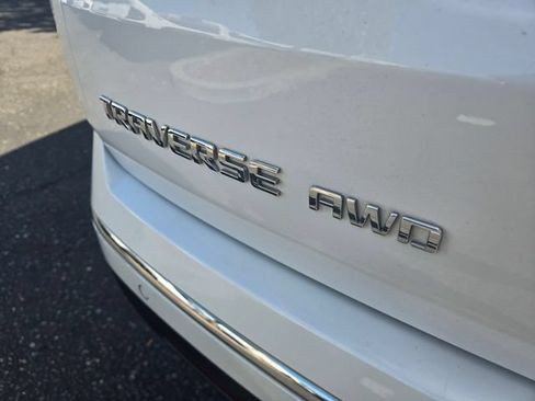 Used 2023 Chevrolet Traverse High Country AWD/4WD image 11