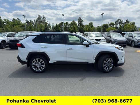 Used 2023 Toyota RAV4 XLE Premium AWD/4WD image 8