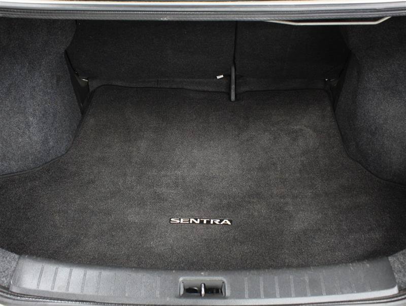 Used 2017 Nissan Sentra S FWD image 18