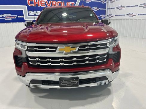 Used 2025 Chevrolet Silverado 1500 LTZ AWD/4WD image 10