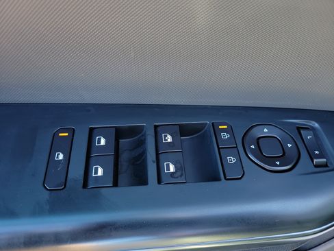 Used 2025 Kia K4 FWD image 16