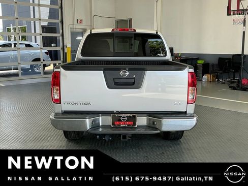 Used 2019 Nissan Frontier SV RWD image 5