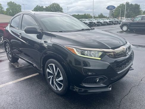 Used 2019 Honda HR-V Sport image 7