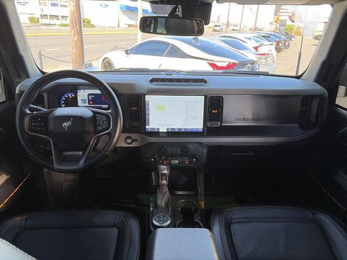 Used 2021 Ford Bronco Badlands image 27