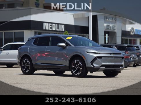 Used 2025 Chevrolet Equinox EV LT w/ Convenience Package FWD image 1