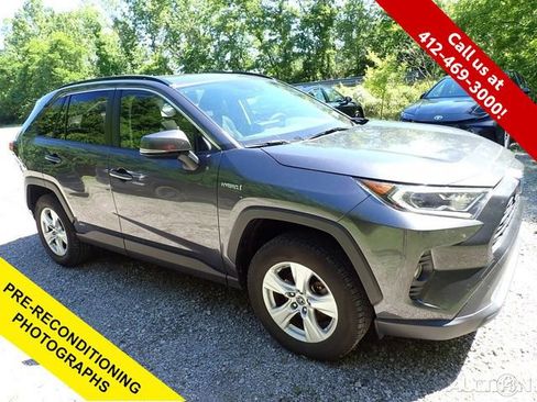 Certified 2019 Toyota RAV4 XLE w/ Convenience Package AWD/4WD image 1