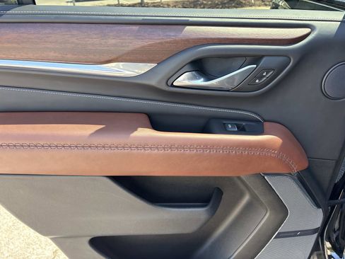 Certified 2023 GMC Yukon Denali Ultimate image 30