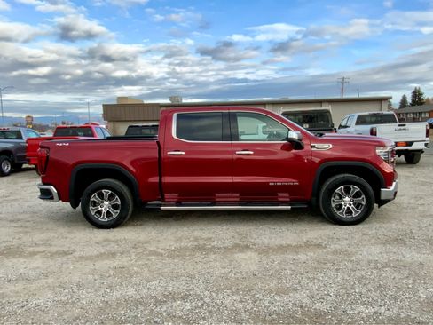 New 2026 GMC Sierra 1500 SLT image 6