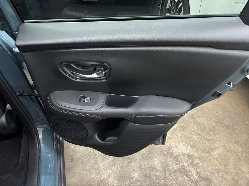 Used 2024 Honda HR-V Sport image 18