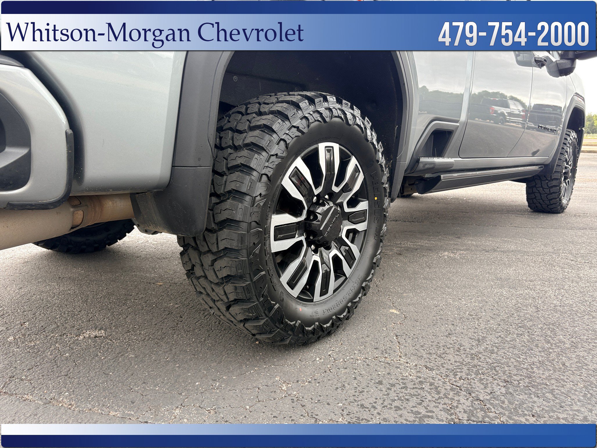 Used 2024 GMC Sierra 2500 Denali Ultimate AWD/4WD image 42