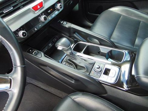 Used 2021 Kia Telluride S AWD/4WD image 14