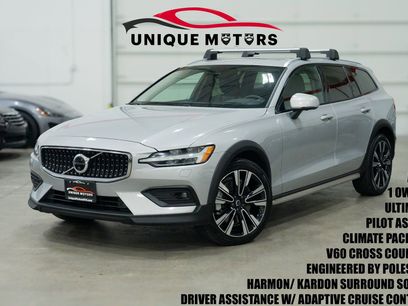 Used 2023 Volvo V60 B5 Cross Country Ultimate w/ Climate Package