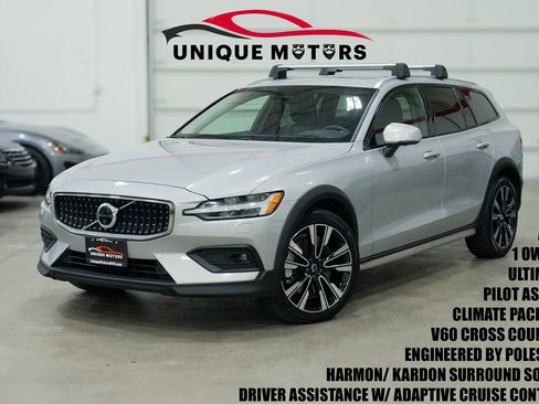 Used 2023 Volvo V60 B5 Cross Country Ultimate w/ Climate Package image 1
