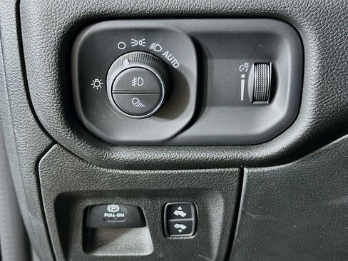 Used 2022 RAM 1500 Big Horn image 17