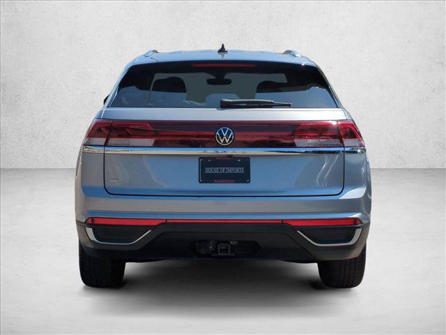 Used 2026 Volkswagen Atlas Cross Sport SE FWD image 7