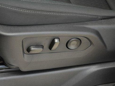 New 2025 GMC Sierra 1500 SLE w/ Preferred Package image 27