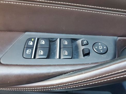 Used 2020 BMW M550i xDrive w/ Executive Package image 18