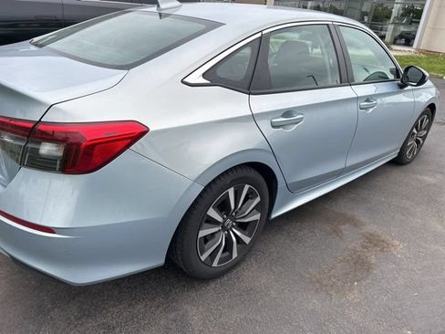 Used 2022 Honda Civic EX image 5