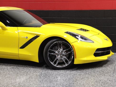 Used 2014 Chevrolet Corvette Stingray Coupe w/ 3LT Preferred Equipment Group RWD image 3