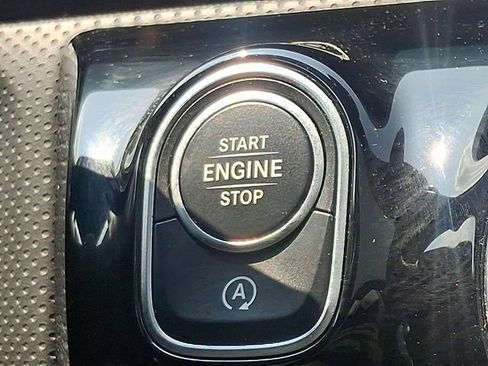 Used 2025 Mercedes-Benz CLA 250 4MATIC image 19