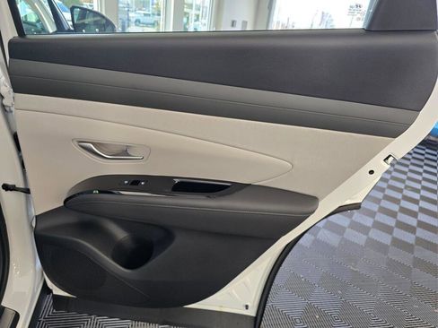 New 2026 Hyundai Tucson Limited image 38