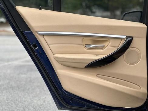 Used 2016 BMW 328i Sedan RWD image 14