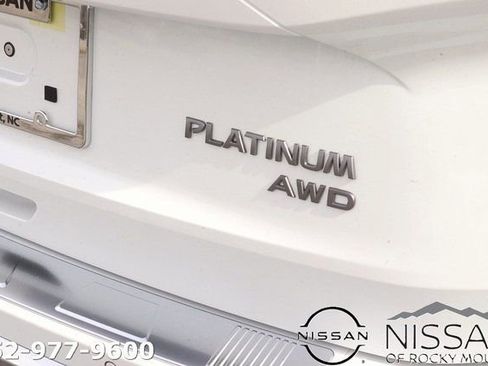 New 2026 Nissan Rogue Platinum w/ Platinum Premium Package AWD/4WD image 8