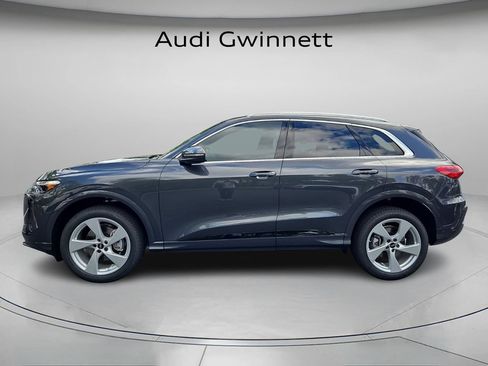 Used 2025 Audi Q5 Premium Plus AWD/4WD image 2