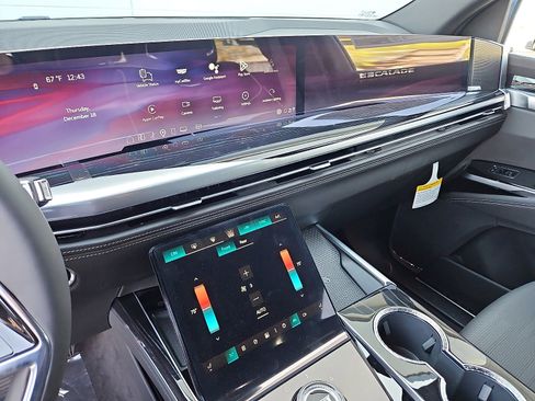 New 2026 Cadillac Escalade Sport image 17