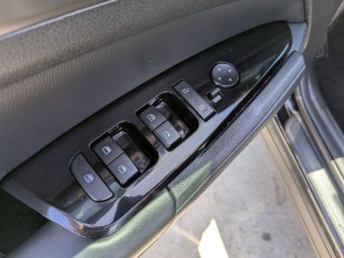 Certified 2024 Kia Sportage EX FWD image 19