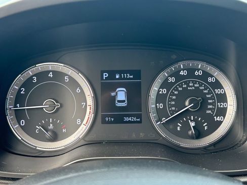 Used 2022 Hyundai Venue SEL FWD image 19