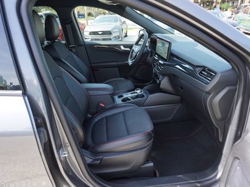 Certified 2023 Ford Escape ST-Line w/ Tech Pack #1 FWD image 3