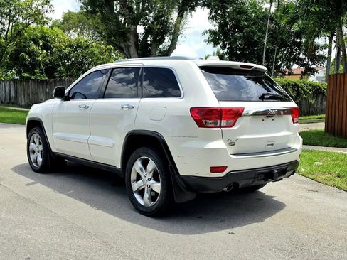 Used 2012 Jeep Grand Cherokee Overland AWD/4WD image 12
