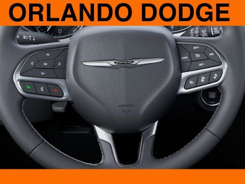 New 2026 Chrysler Pacifica Select image 19