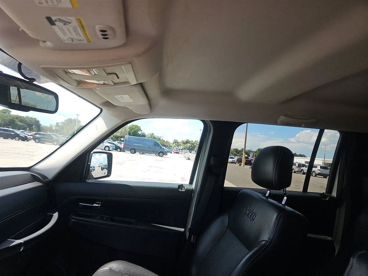 Used 2012 Jeep Liberty Sport RWD image 14