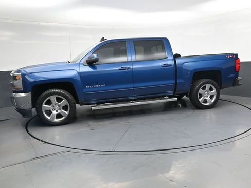 Used 2018 Chevrolet Silverado 1500 LT w/ All Star Edition AWD/4WD image 9