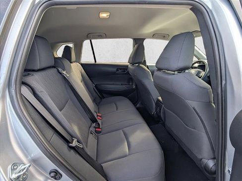 Used 2024 Toyota Corolla Cross LE image 19