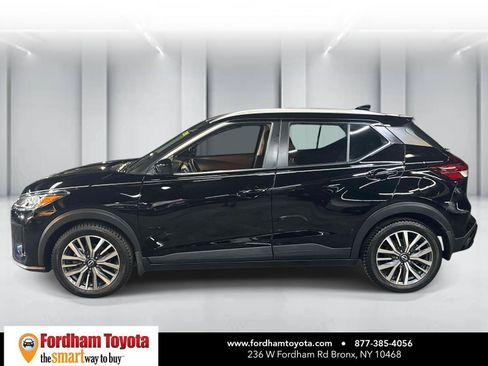 Used 2023 Nissan Kicks SV FWD image 8