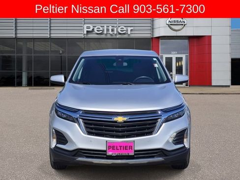 Used 2022 Chevrolet Equinox LT image 2