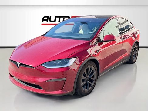 Used 2023 Tesla Model X AWD/4WD image 3