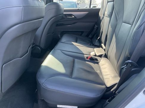 Used 2024 Lexus LX 600 F Sport image 19