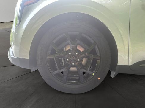 New 2026 Kia Carnival SX w/ SX Dark Edition Package FWD image 14