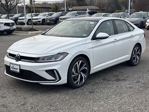 New 2026 Volkswagen Jetta SEL image 5