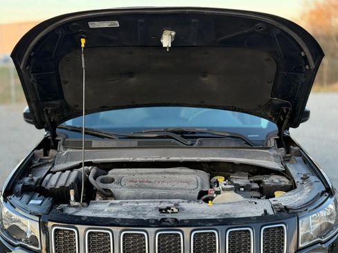 Used 2017 Jeep Compass Latitude w/ Popular Equipment Group image 30