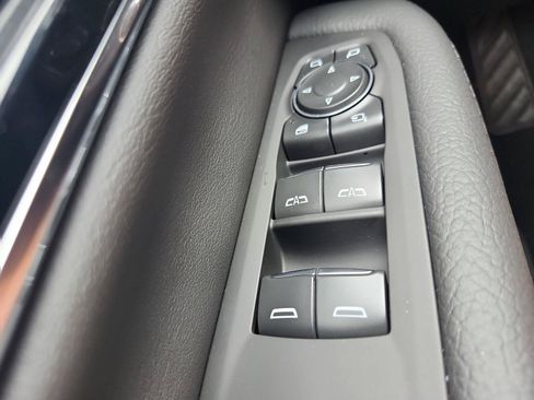 New 2026 GMC Yukon XL Denali w/ Denali Reserve Package AWD/4WD image 18