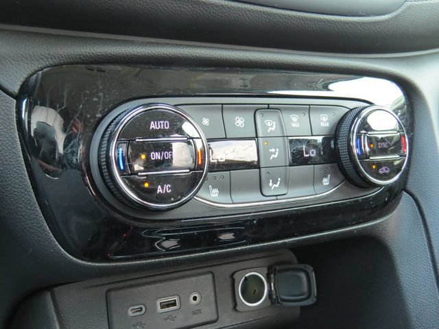 Used 2023 Buick Encore GX Select w/ Experience Buick Package FWD image 22