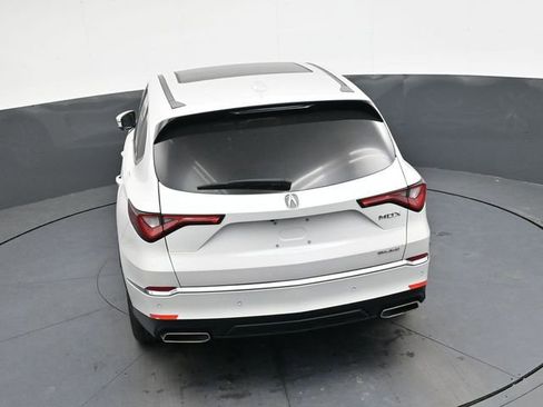 Used 2024 Acura MDX SH-AWD w/ Technology Package image 25