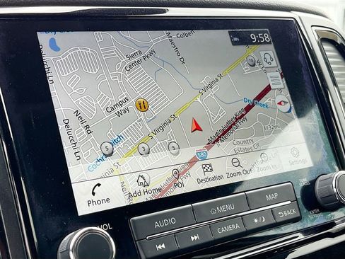 Used 2023 Nissan Titan PRO-4X image 13